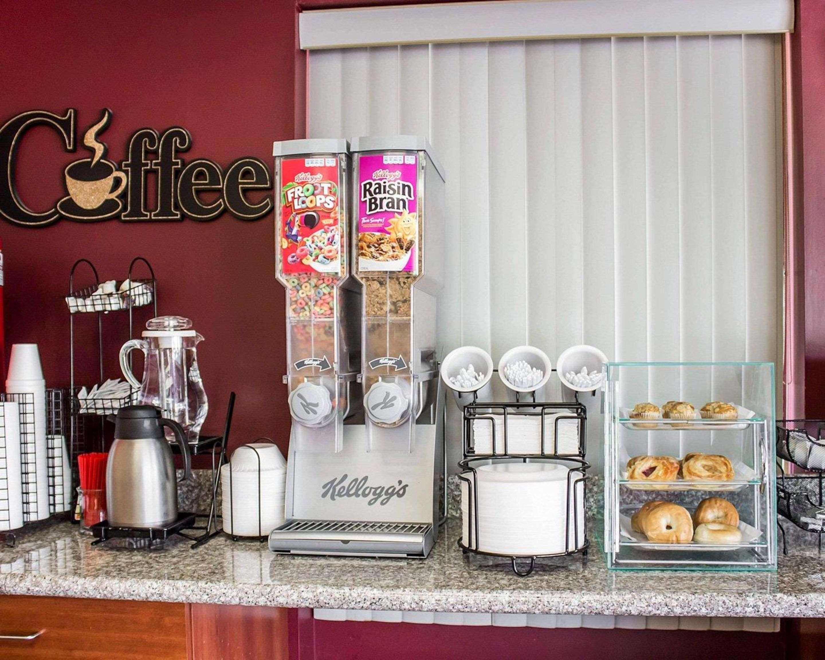 Econo Lodge Columbus Bagian luar foto